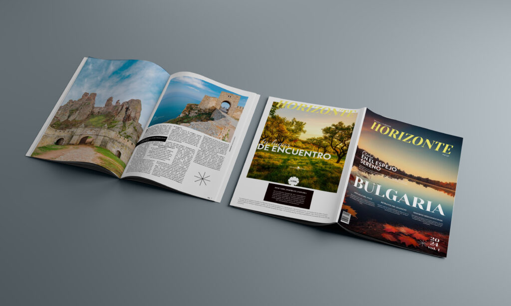 ad magazine2 mockup3